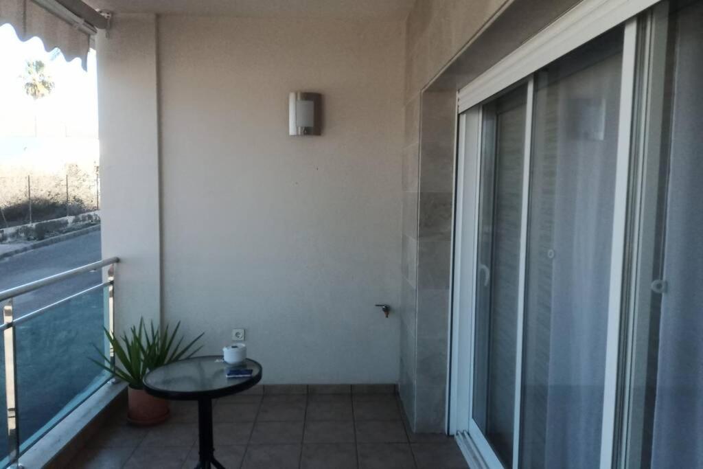 2 Bedroom Apartment, 150 M. From Beach And Centre Of Виларикос Екстериор снимка